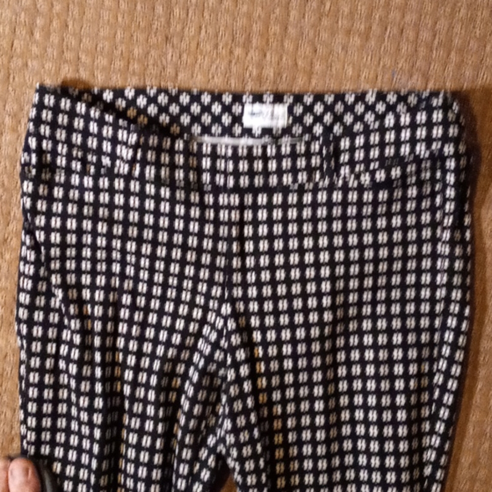 Flower print capri - Picture 2 of 3